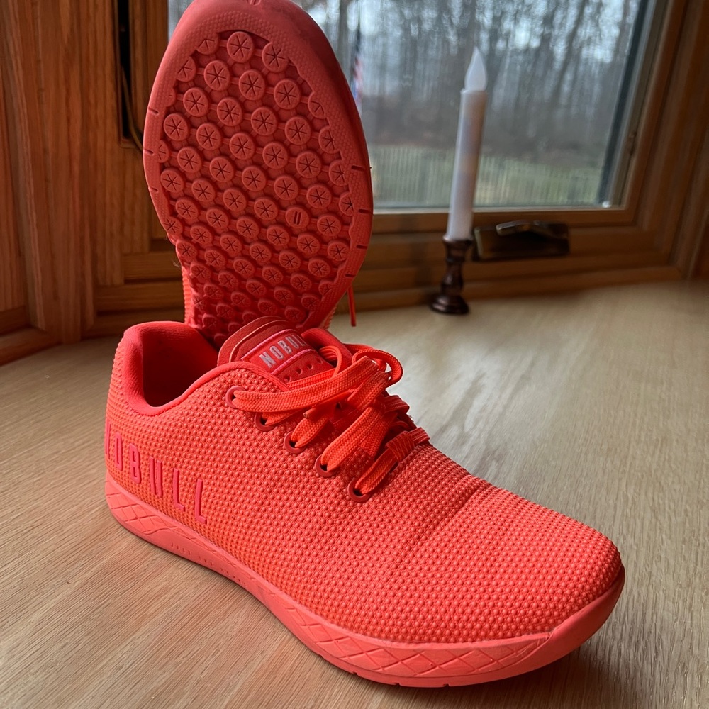 Nobull Outwork Size 8.5 Worn twice! Almost new